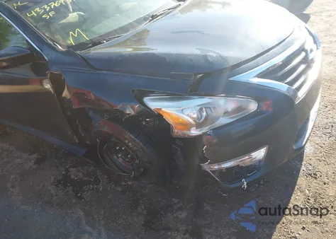 2013 Nissan Altima 2.5 S z USA, uszkodzony, nr VIN 1N4AL3AP0DC915000